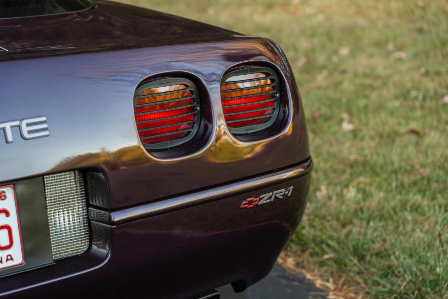 1992 Chevrolet Corvette C4 ZR1 - Image 6 of 18