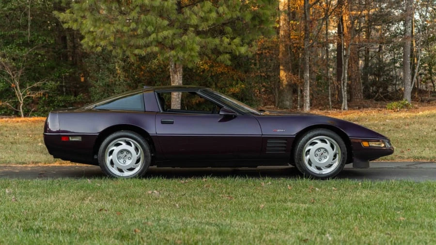 1992 Chevrolet Corvette C4 ZR1 - Image 8 of 18
