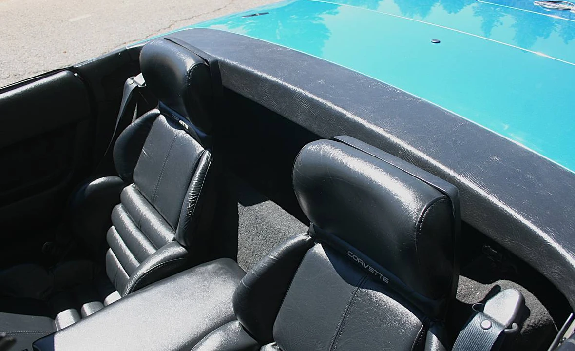 1992 Chevrolet Corvette C4 - Image 10 of 23