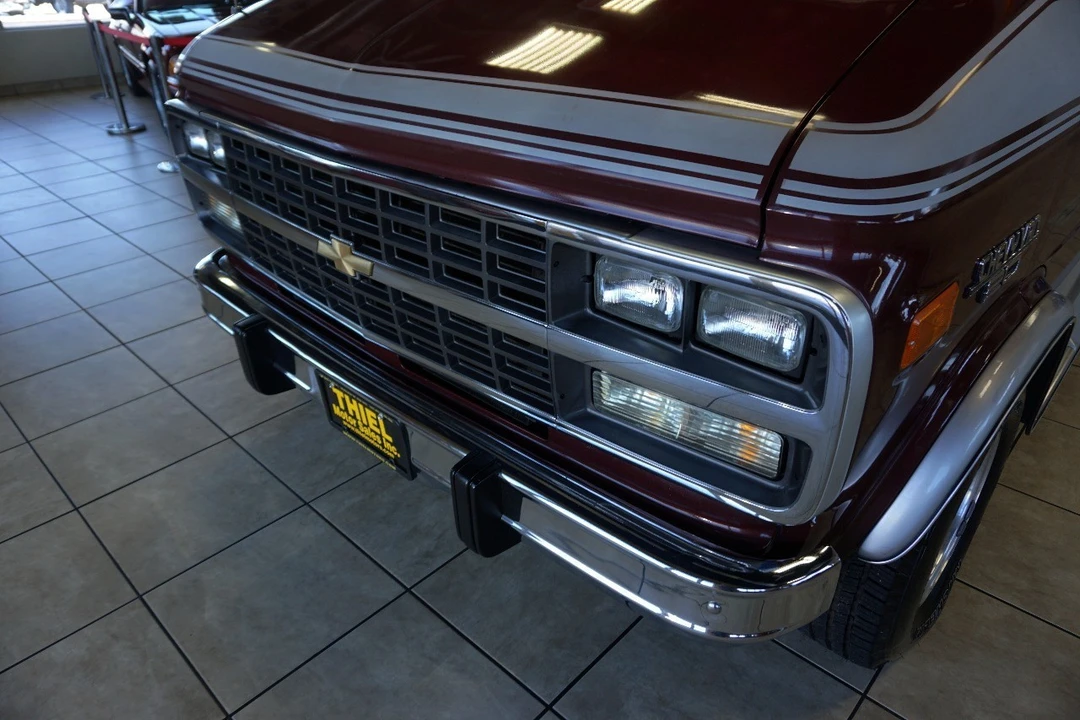 1992 Chevrolet G-Series Van - Image 17 of 21