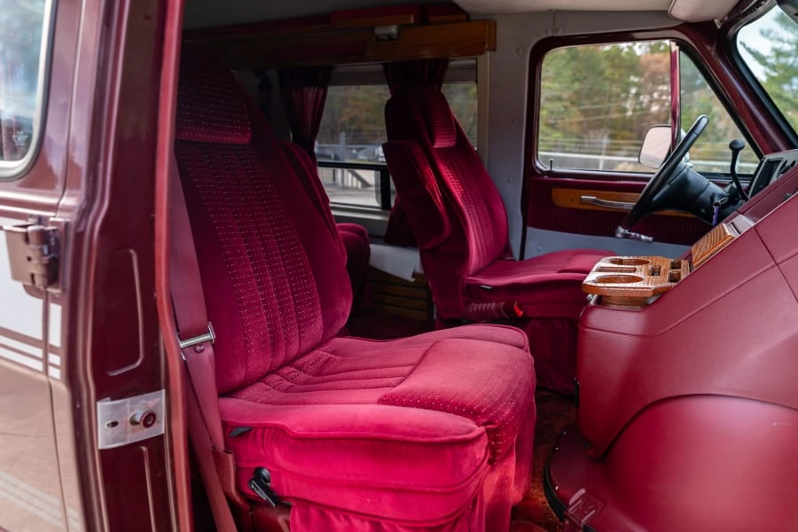 1992 Chevrolet G-Series Van - Image 25 of 31