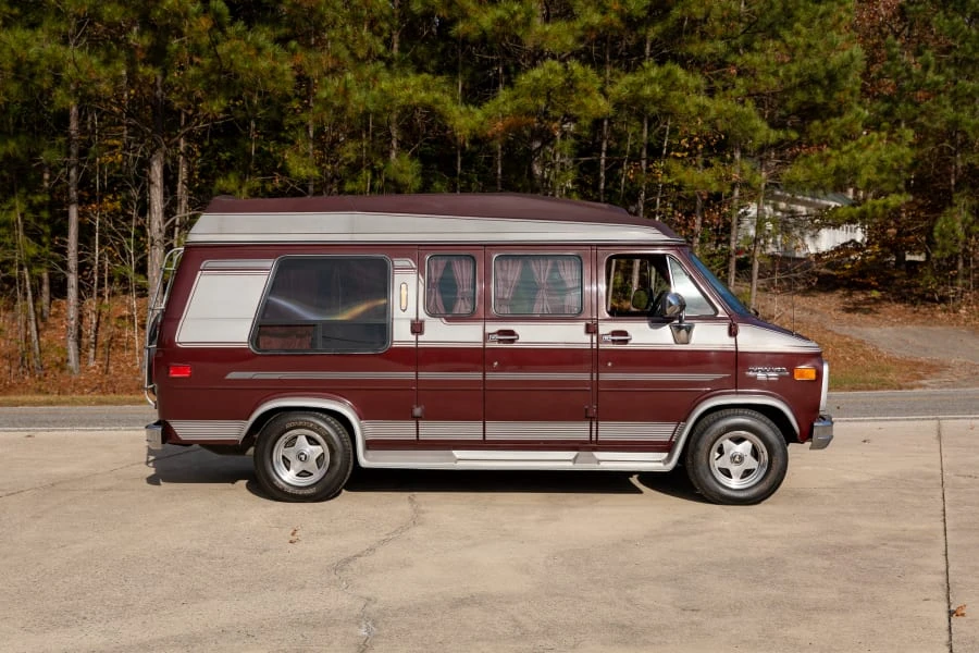 1992 Chevrolet G-Series Van - Image 16 of 31