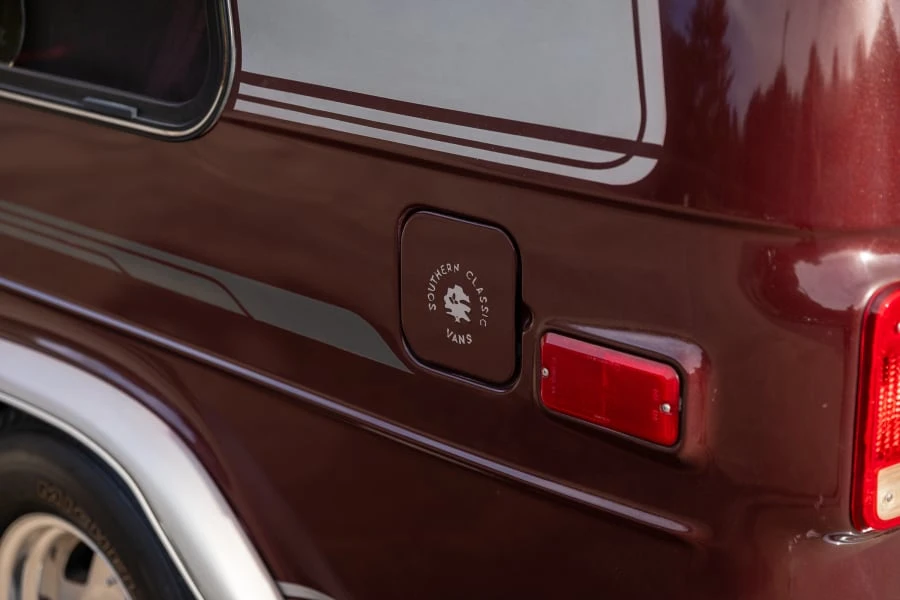 1992 Chevrolet G-Series Van - Image 11 of 31
