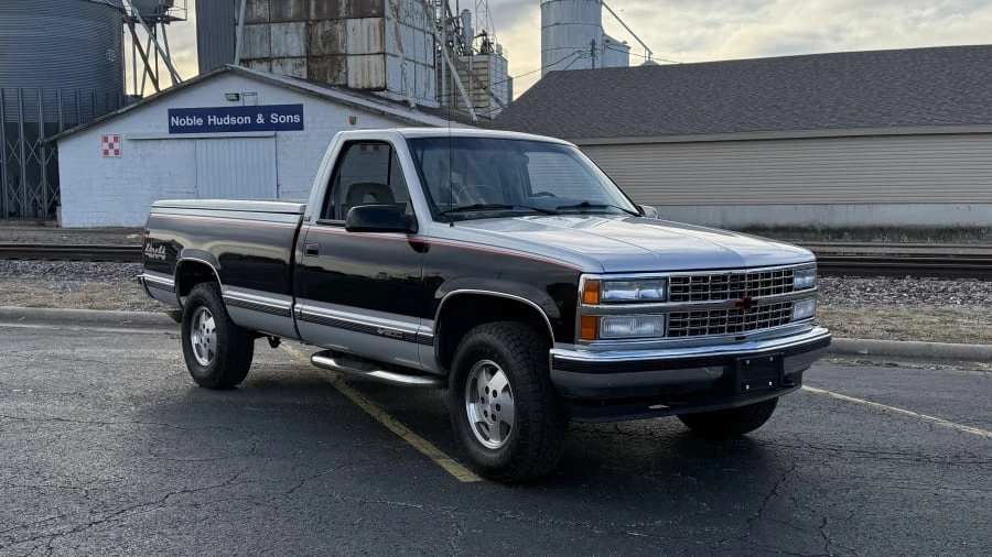 1992 Chevrolet C/K 4th Gen - Image 4 of 12