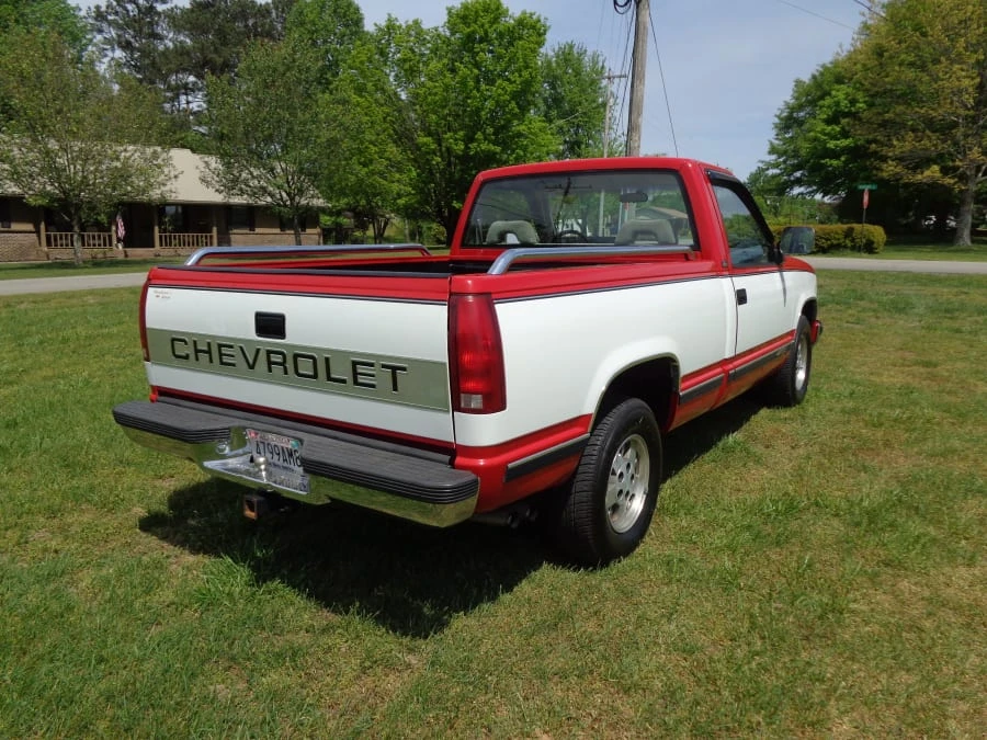 1992 Chevrolet C/K 4th Gen - Image 11 of 12