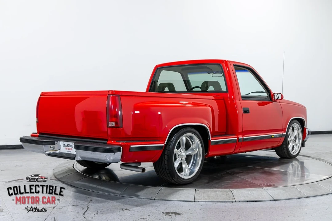 1992 Chevrolet - Image 19 of 31