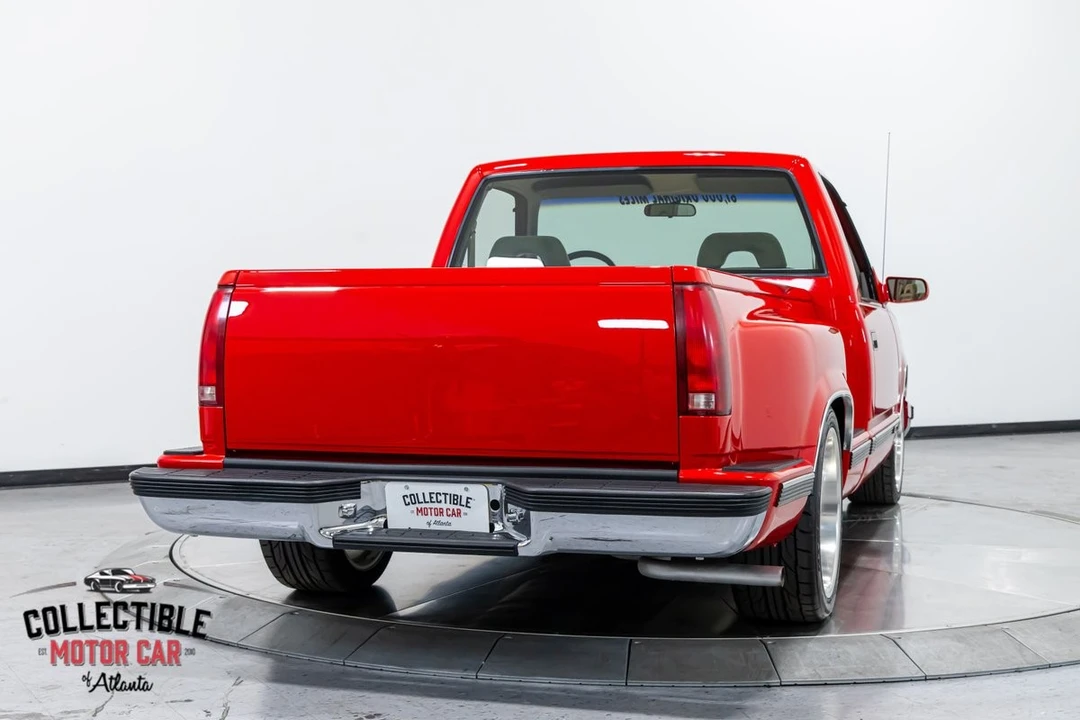 1992 Chevrolet - Image 17 of 31