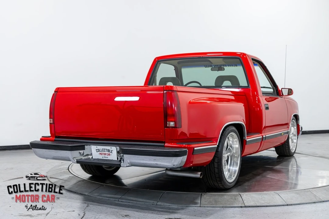1992 Chevrolet - Image 18 of 31