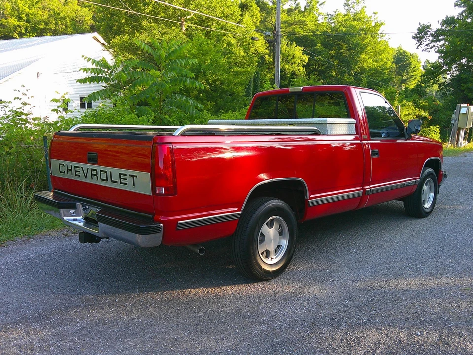 1992 Chevrolet C/K 4th Gen - Image 4 of 30