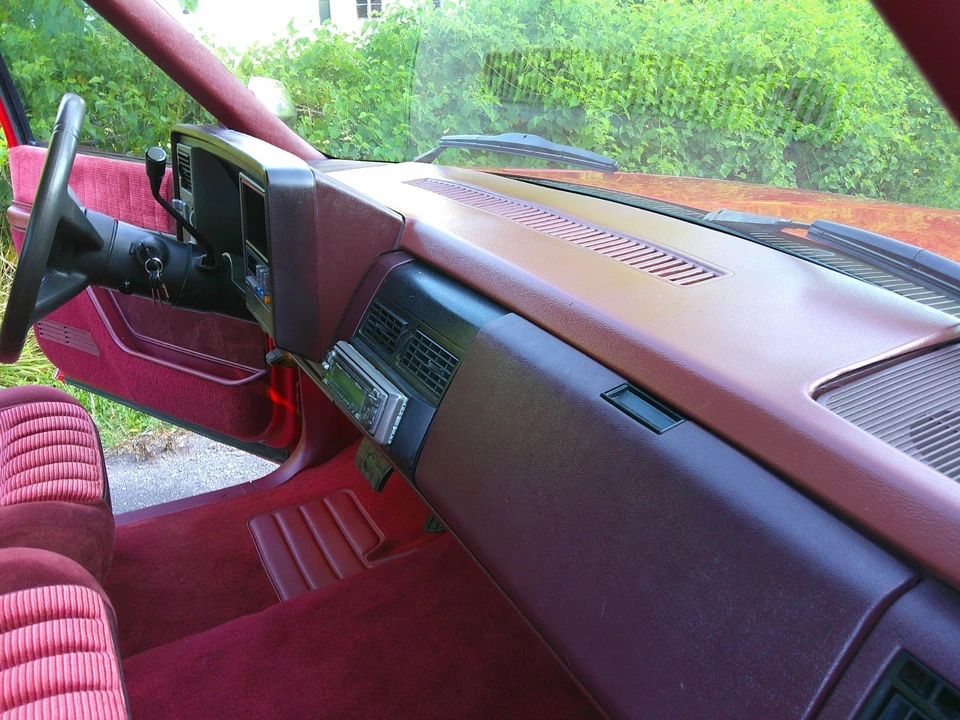 1992 Chevrolet C/K 4th Gen - Image 17 of 30