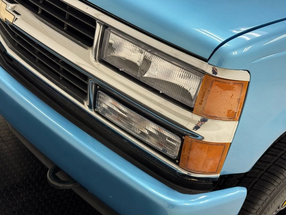 1992 Chevrolet C/K 4th Gen - Image 10 of 12