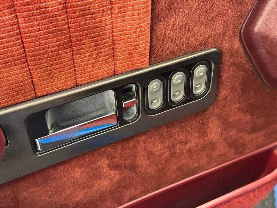 1992 Chevrolet C/K - Image 30 of 31
