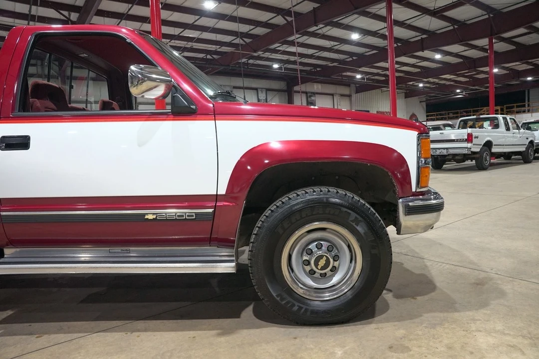1992 Chevrolet C/K 4th Gen - Image 11 of 31