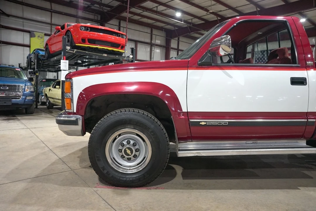 1992 Chevrolet C/K 4th Gen - Image 3 of 12