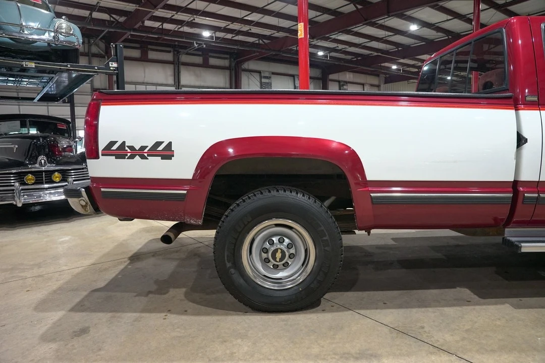 1992 Chevrolet C/K 4th Gen - Image 9 of 31