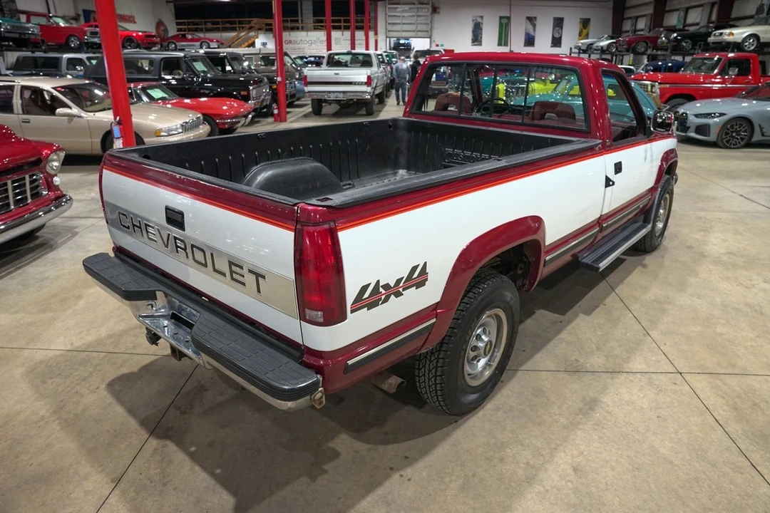 1992 Chevrolet C/K 4th Gen - Image 17 of 31