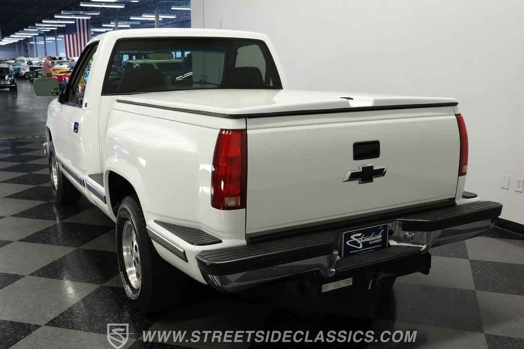 1992 Chevrolet C/K 4th Gen - Image 8 of 31