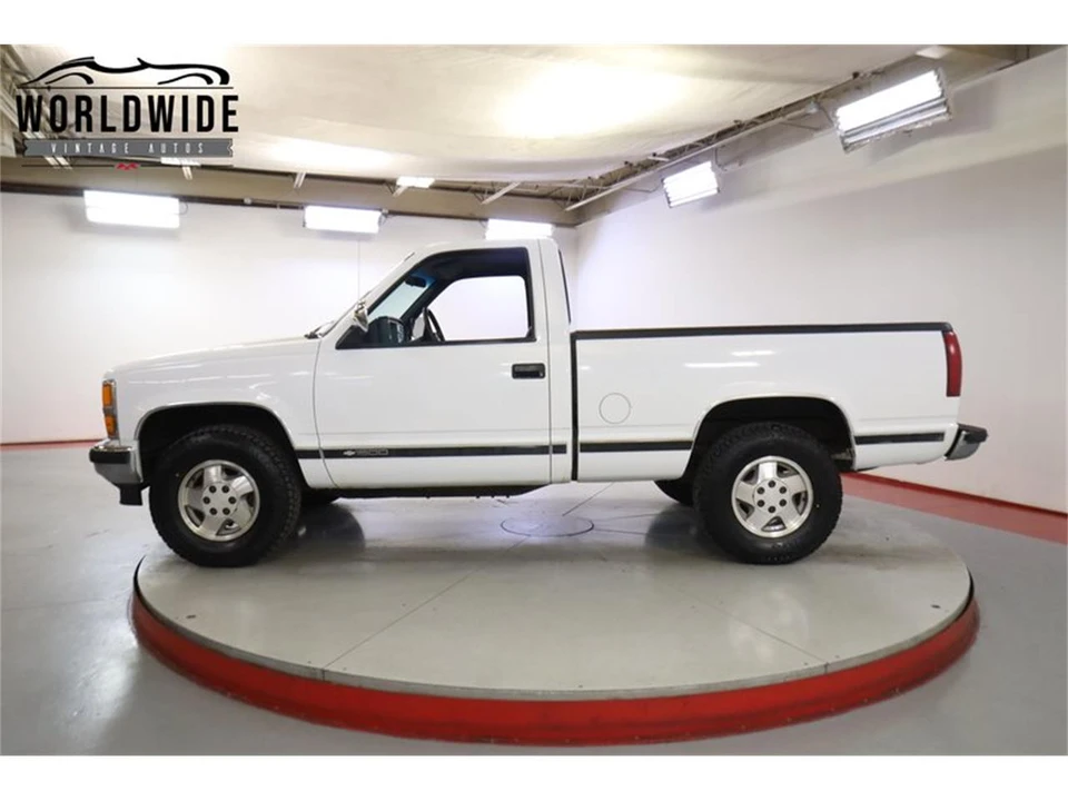 1992 Chevrolet C/K 4th Gen - Image 3 of 31