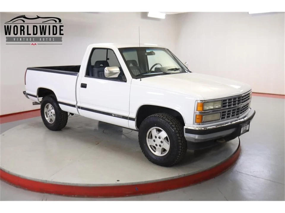 1992 Chevrolet C/K 4th Gen - Image 2 of 31