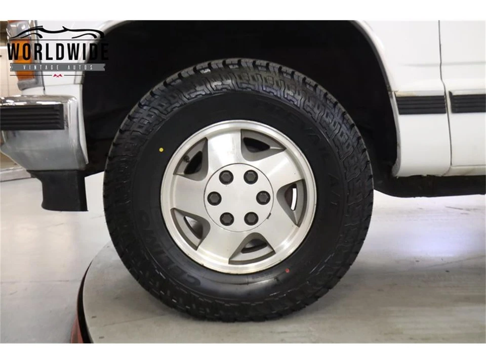 1992 Chevrolet C/K 4th Gen - Image 12 of 31