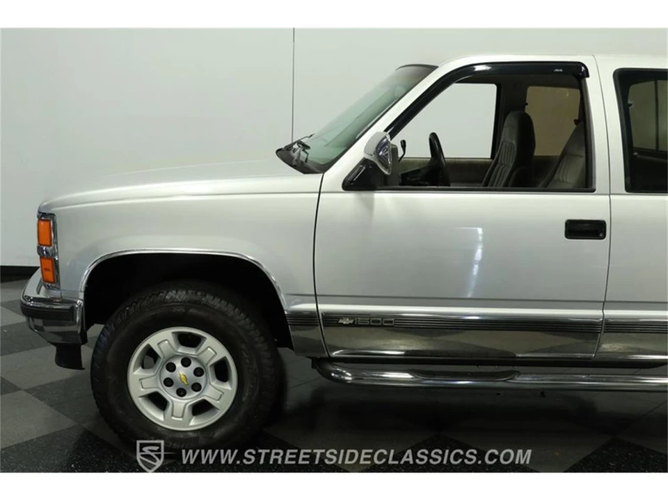 1992 Chevrolet C/K 4th Gen - Image 22 of 31