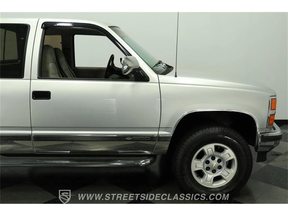 1992 Chevrolet C/K 4th Gen - Image 28 of 31