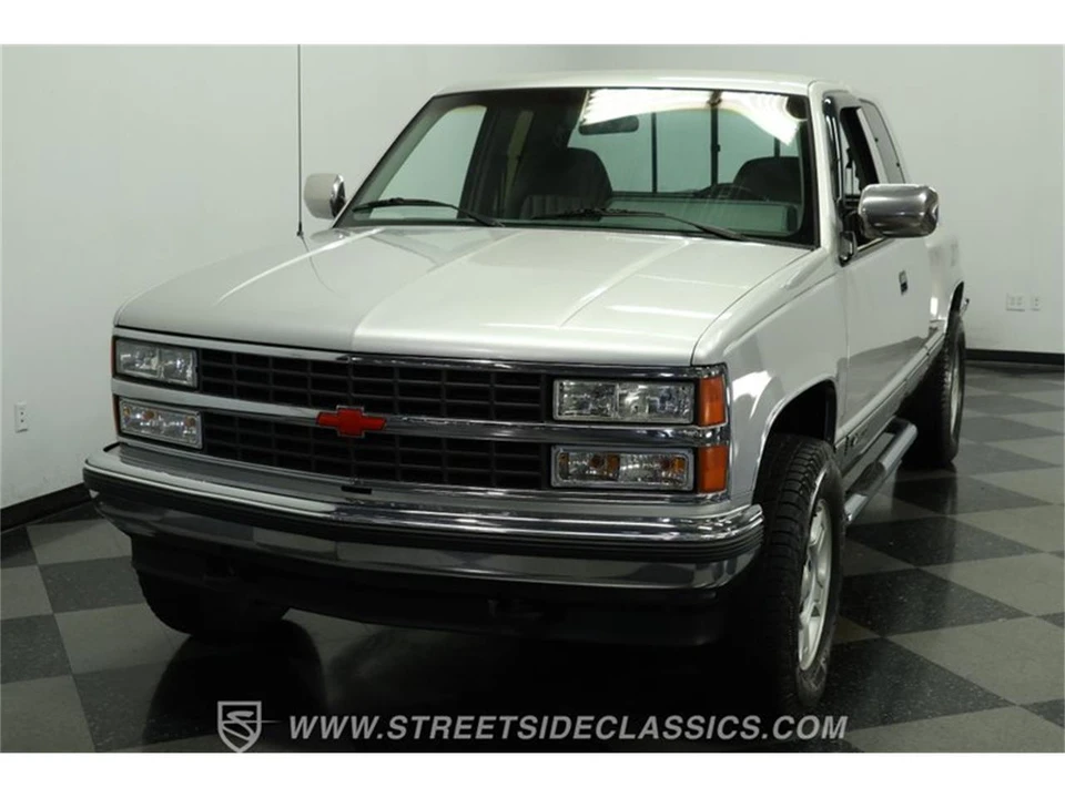 1992 Chevrolet C/K 4th Gen - Image 16 of 31