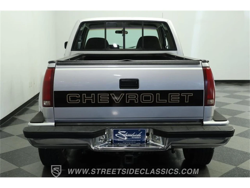 1992 Chevrolet C/K 4th Gen - Image 8 of 31