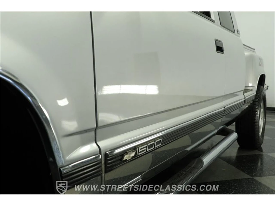 1992 Chevrolet C/K 4th Gen - Image 21 of 31