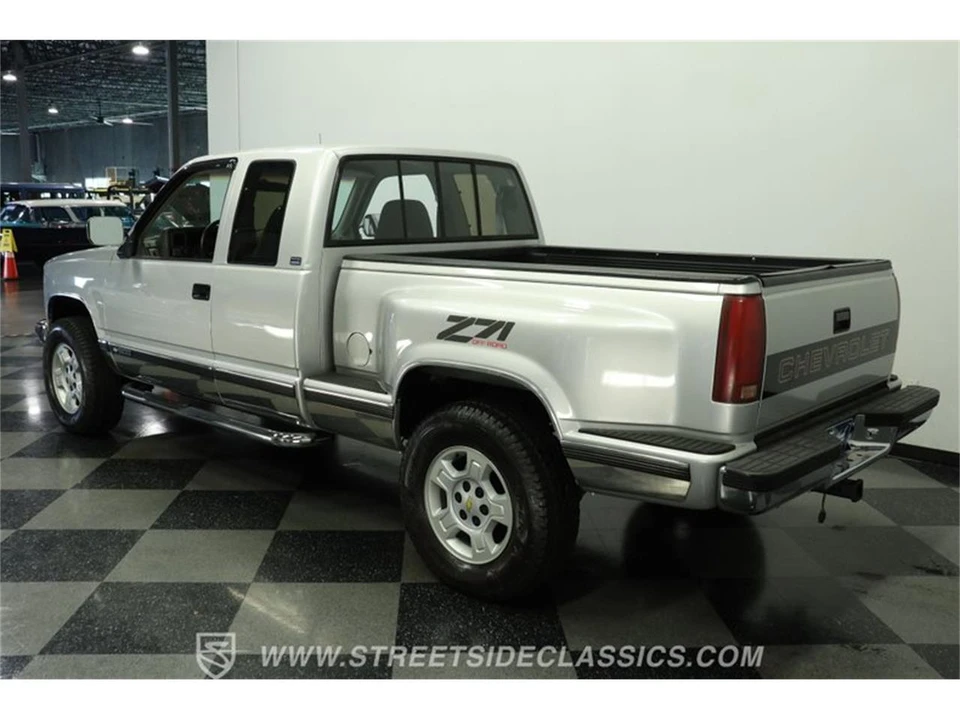 1992 Chevrolet C/K 4th Gen - Image 6 of 31