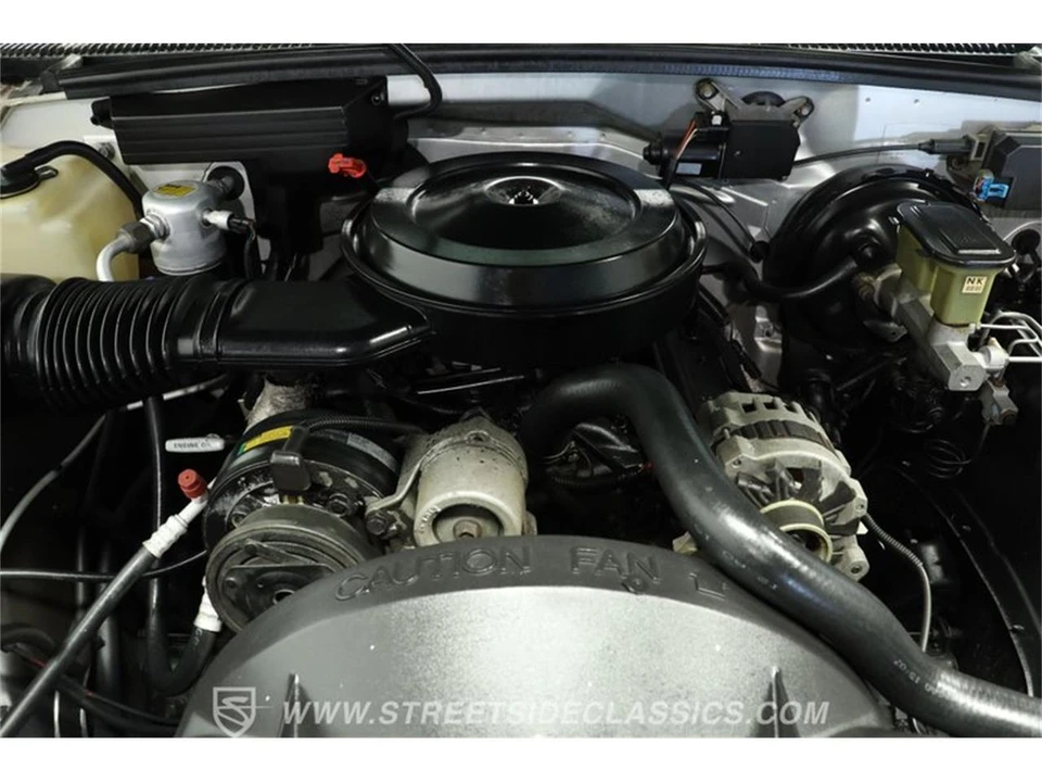 1992 Chevrolet C/K 4th Gen - Image 3 of 31