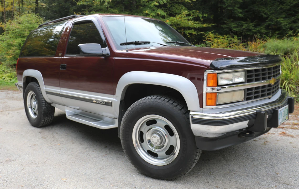 1992 Chevrolet K5 Blazer 3rd Gen - Image 2 of 31