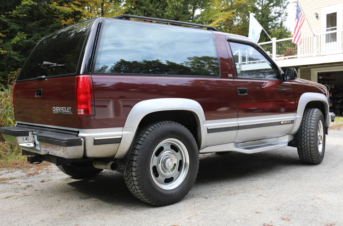 1992 Chevrolet K5 Blazer 3rd Gen - Image 13 of 31