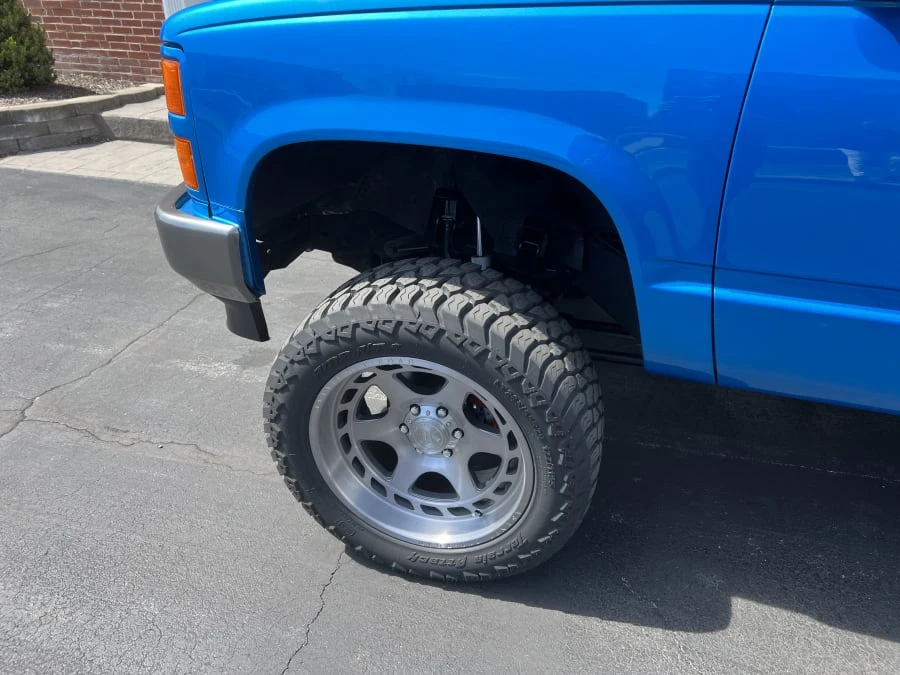1992 Chevrolet C/K 4th Gen - Image 4 of 9