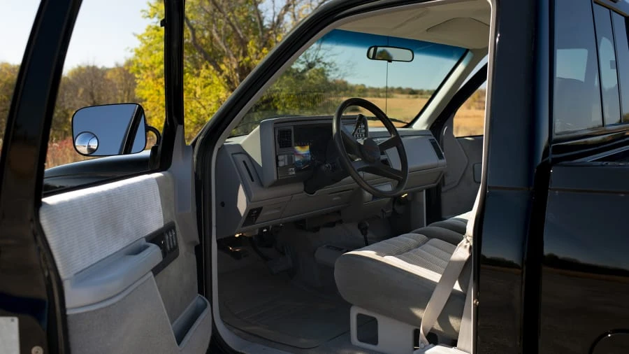 1992 Chevrolet C/K 4th Gen - Image 4 of 12
