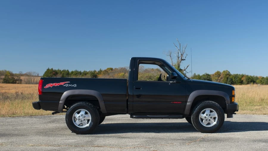1992 Chevrolet C/K 4th Gen - Image 11 of 12