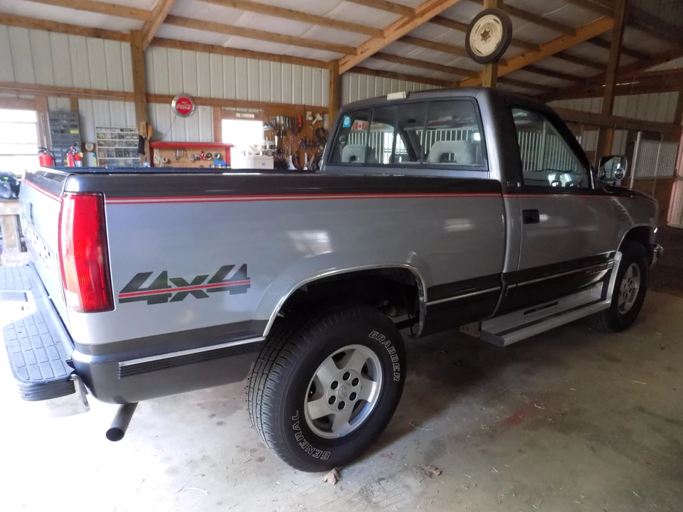 1992 Chevrolet C/K 4th Gen - Image 6 of 31