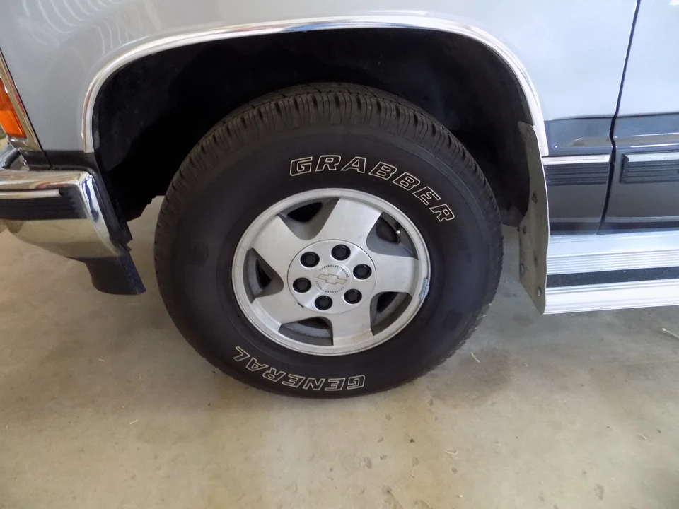 1992 Chevrolet C/K 4th Gen - Image 20 of 31