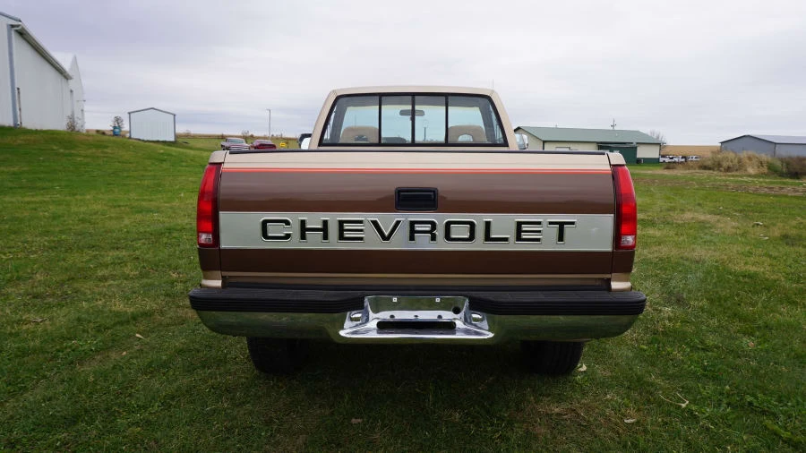 1992 Chevrolet C/K 4th Gen - Image 4 of 15