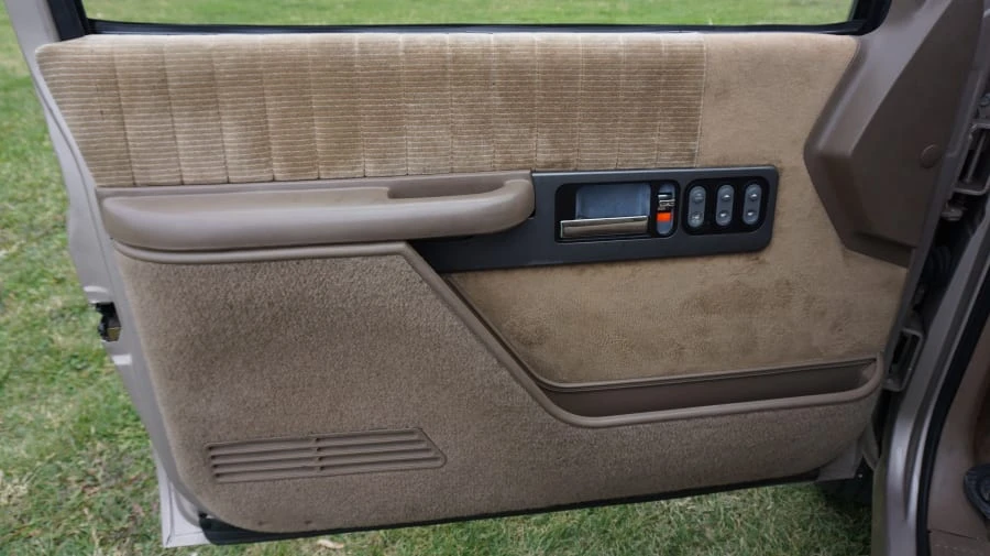 1992 Chevrolet C/K 4th Gen - Image 5 of 15