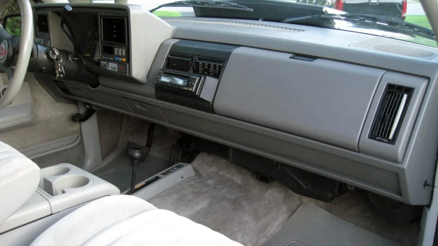 1992 Chevrolet K5 Blazer 3rd Gen - Image 4 of 8