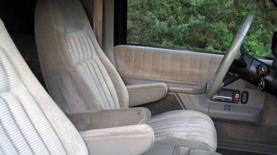 1992 Chevrolet K5 Blazer 3rd Gen - Image 5 of 8