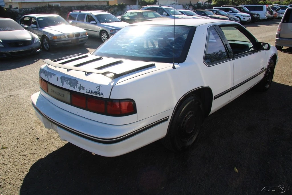 1992 Chevrolet Lumina - Image 6 of 21