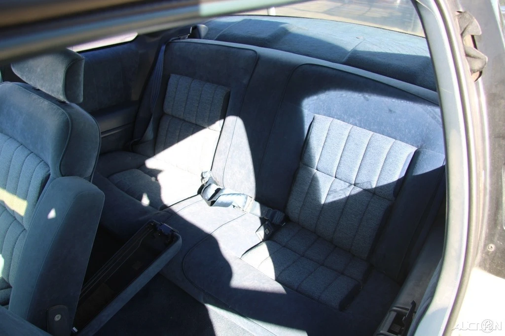 1992 Chevrolet Lumina - Image 16 of 21