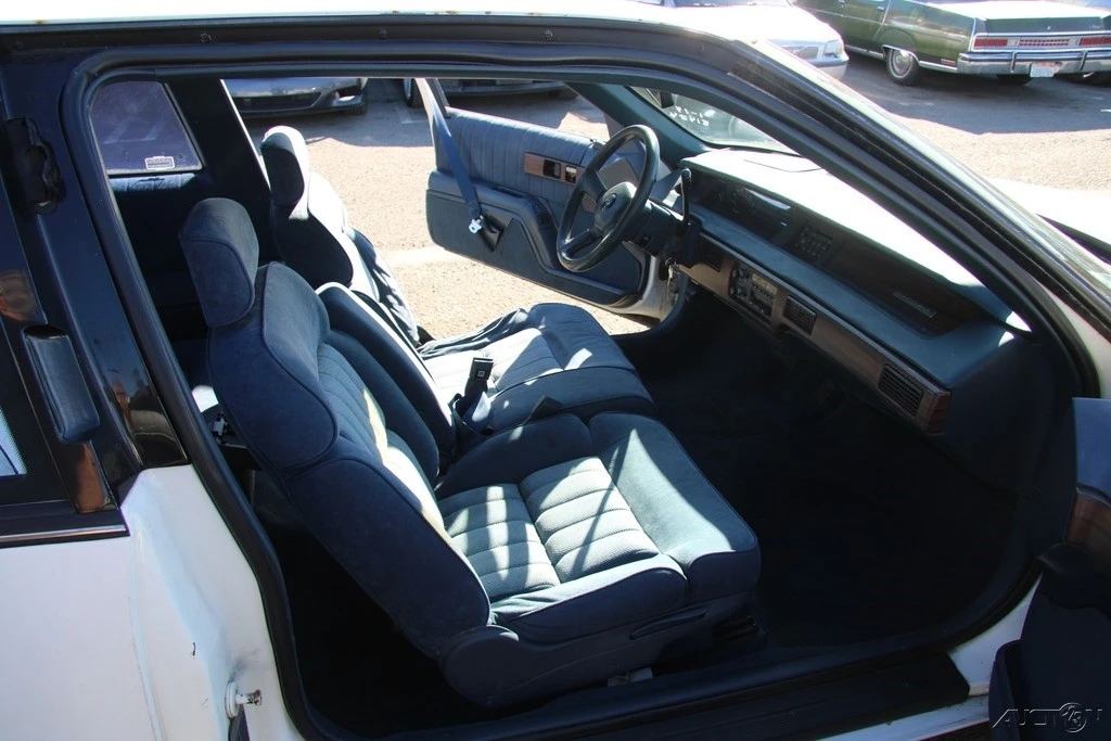 1992 Chevrolet Lumina - Image 20 of 21