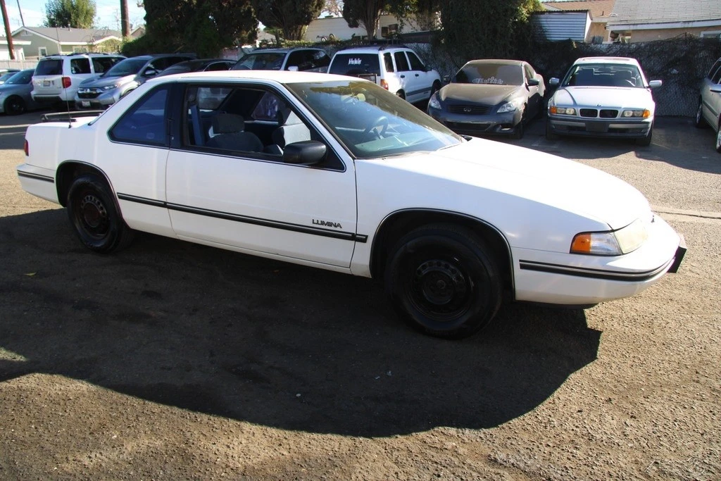 1992 Chevrolet Lumina - Image 7 of 21