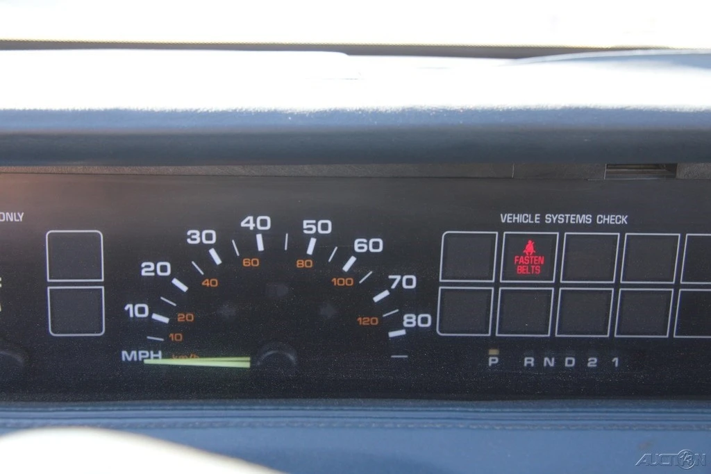 1992 Chevrolet Lumina - Image 13 of 21