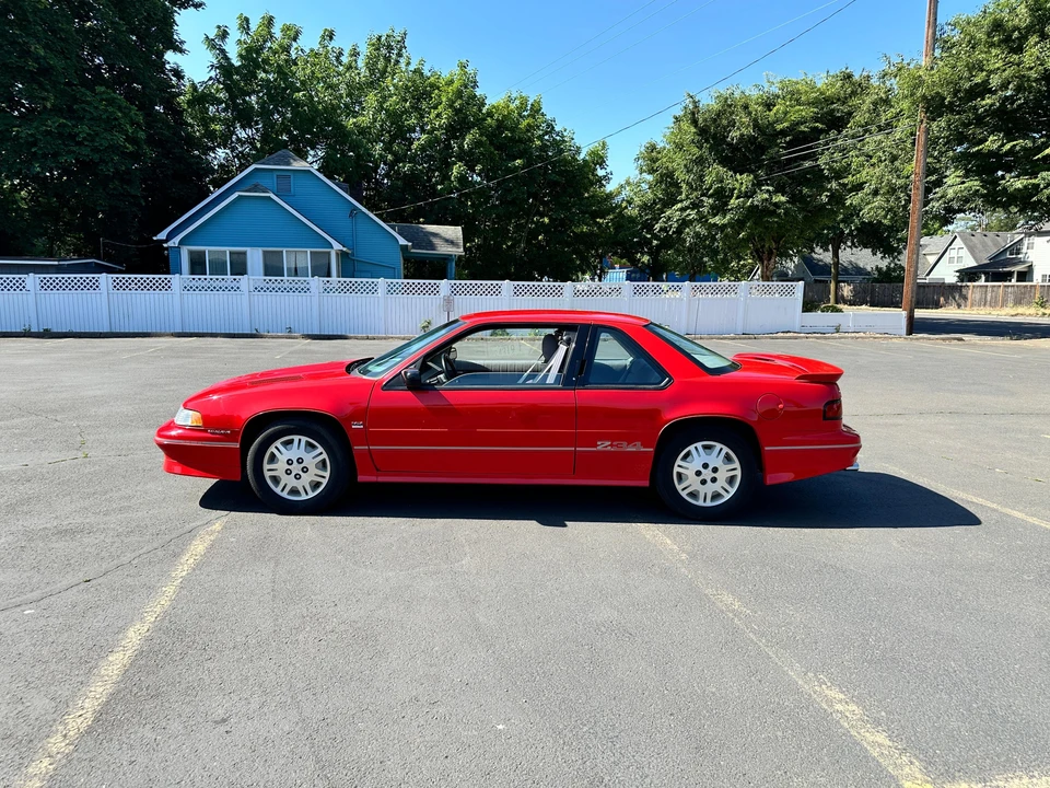 1992 Chevrolet Lumina - Image 9 of 31