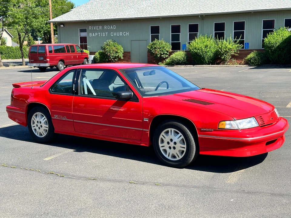 1992 Chevrolet Lumina - Image 14 of 31