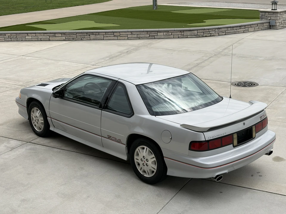 1992 Chevrolet Lumina - Image 6 of 31